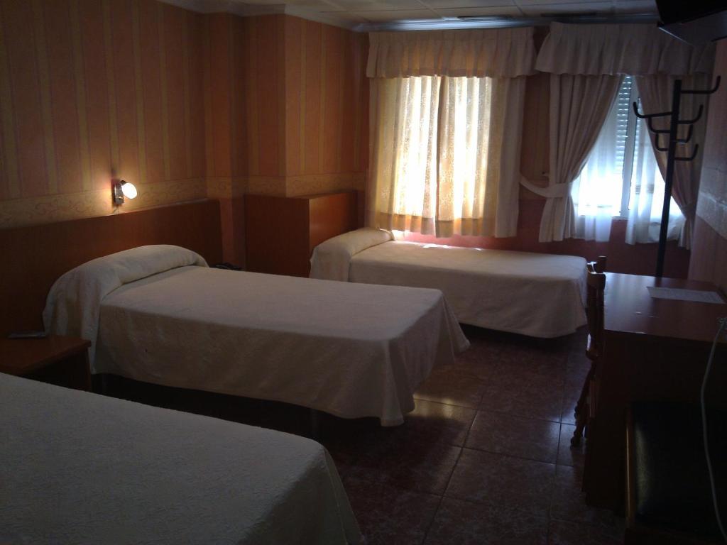 Hotel Juan Carlos Τορεβιέχα Δωμάτιο φωτογραφία